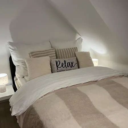Goldheidis Apartment Düsseldorf